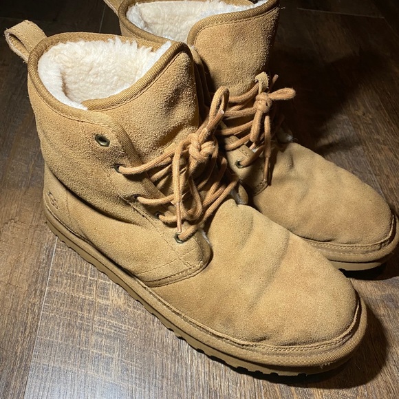 Men’s Ugg High Top Boots - Picture 1 of 6